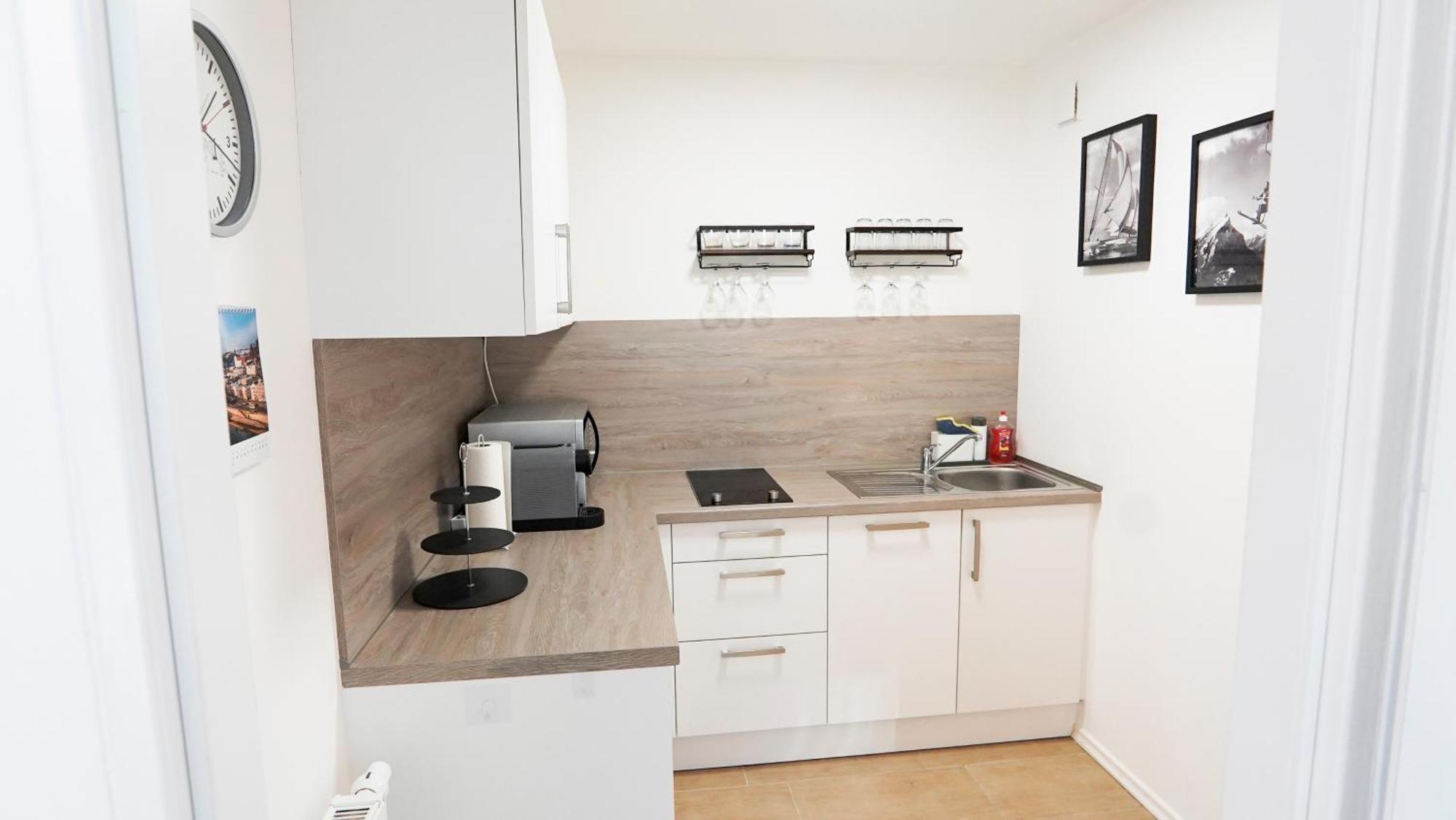 C - Gargen, Stilvoll, Modern & Cozy Im Zentrum Von Apartment